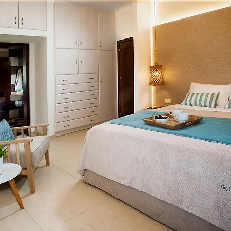 Irene's * Fira (Santorini)